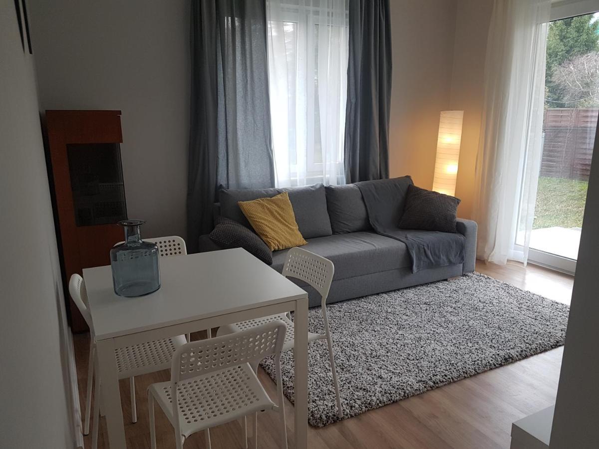Apartament Jasinskiego Z Ogrodem Piaseczno  Exterior foto