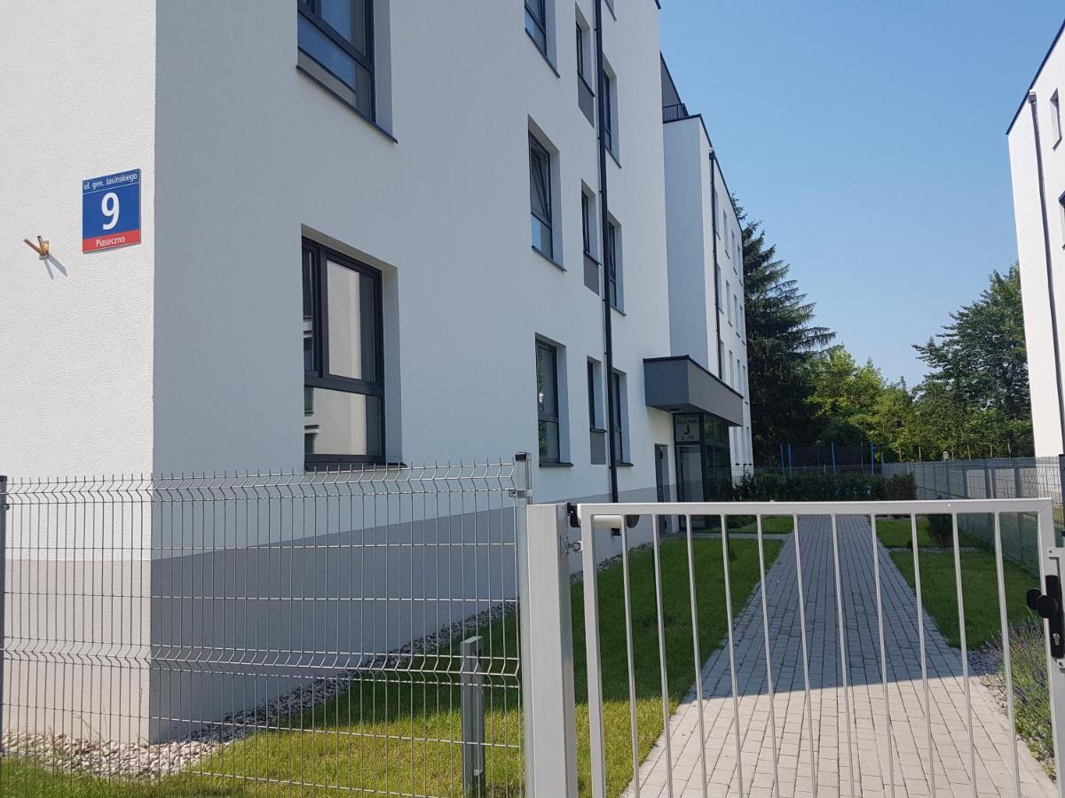 Apartament Jasinskiego Z Ogrodem Piaseczno  Exterior foto